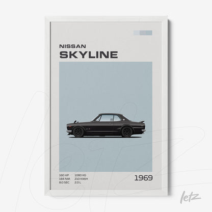 quadro em moldura branca com arte minimalista do carro Nissan Skyline 1969 sobre fundo azul claro