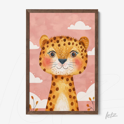 quadro com ilustração colorida de um leopardo estilizado em um fundo rosa com nuvens brancas e plantas