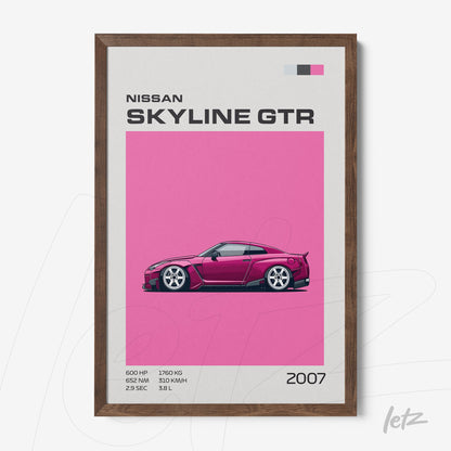 quadro com ilustração estilizada do carro Nissan Skyline GTR em fundo rosa vibrante e moldura de madeira escura