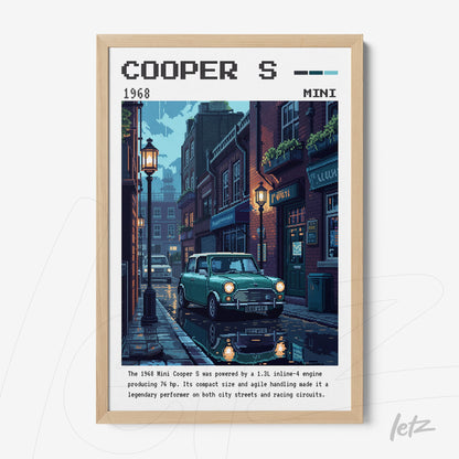 quadro com arte digital de um carro Mini Cooper S em uma rua coberta de reflexos de chuva, moldura de madeira clara