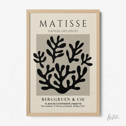 quadro com ilustração moderna de formas orgânicas em moldura de madeira clara