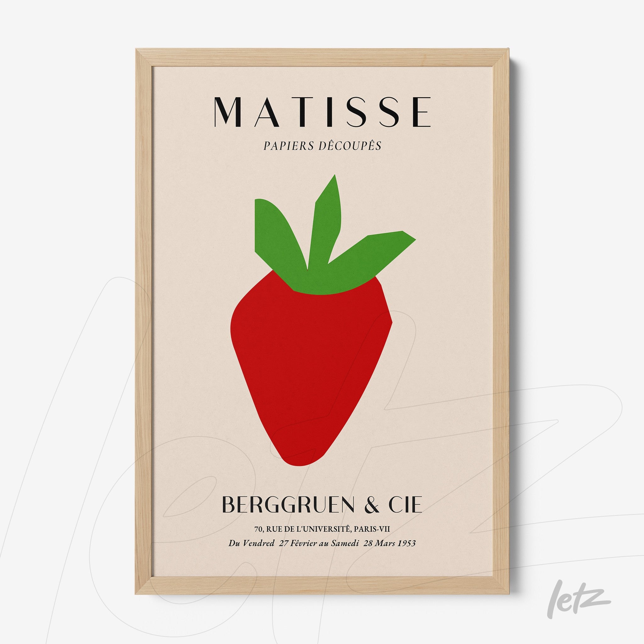 quadro com arte de maça estilizada em cores primárias, moldura de madeira clara