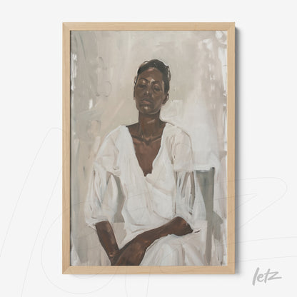 quadro com retrato em tons neutros de mulher sentada, exibido em moldura clara de madeira