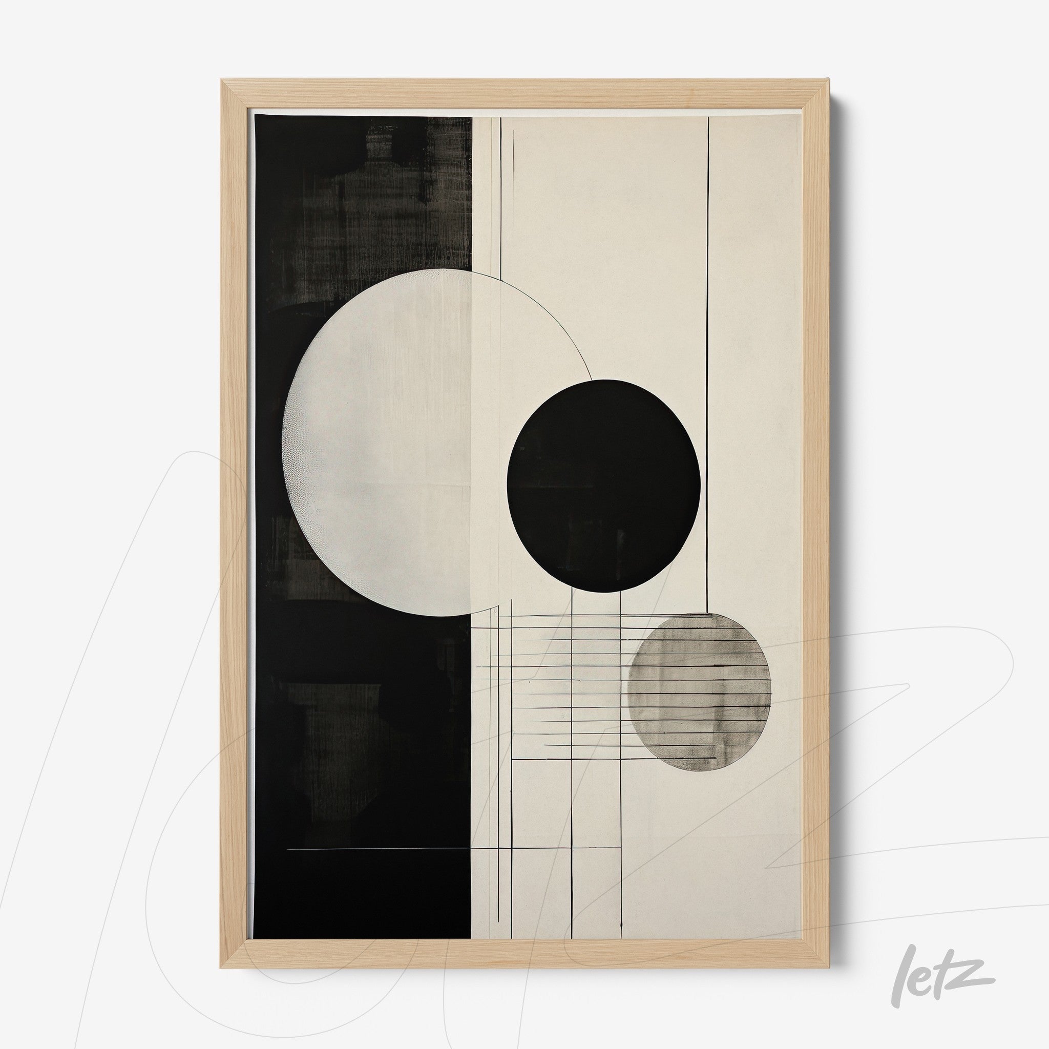 quadro com arte abstrata em preto e branco com círculos e linhas, moldura de madeira clara