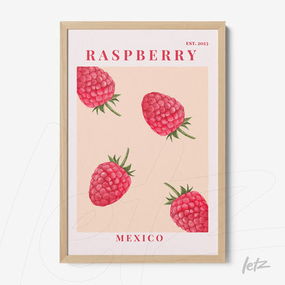 quadro com arte ilustrativa de framboesas sobre fundo rosa, moldura de madeira clara