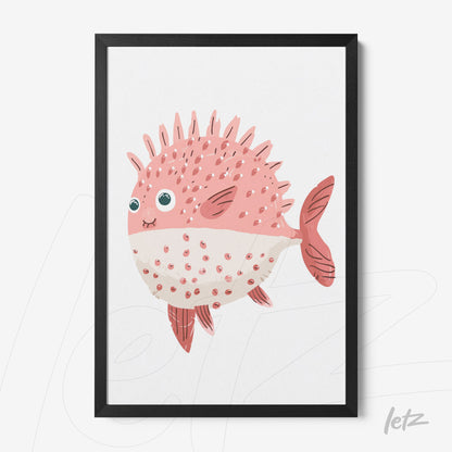 quadro com ilustração de um peixe brincalhão de cor rosa com espinhos e olhos grandes em moldura preta