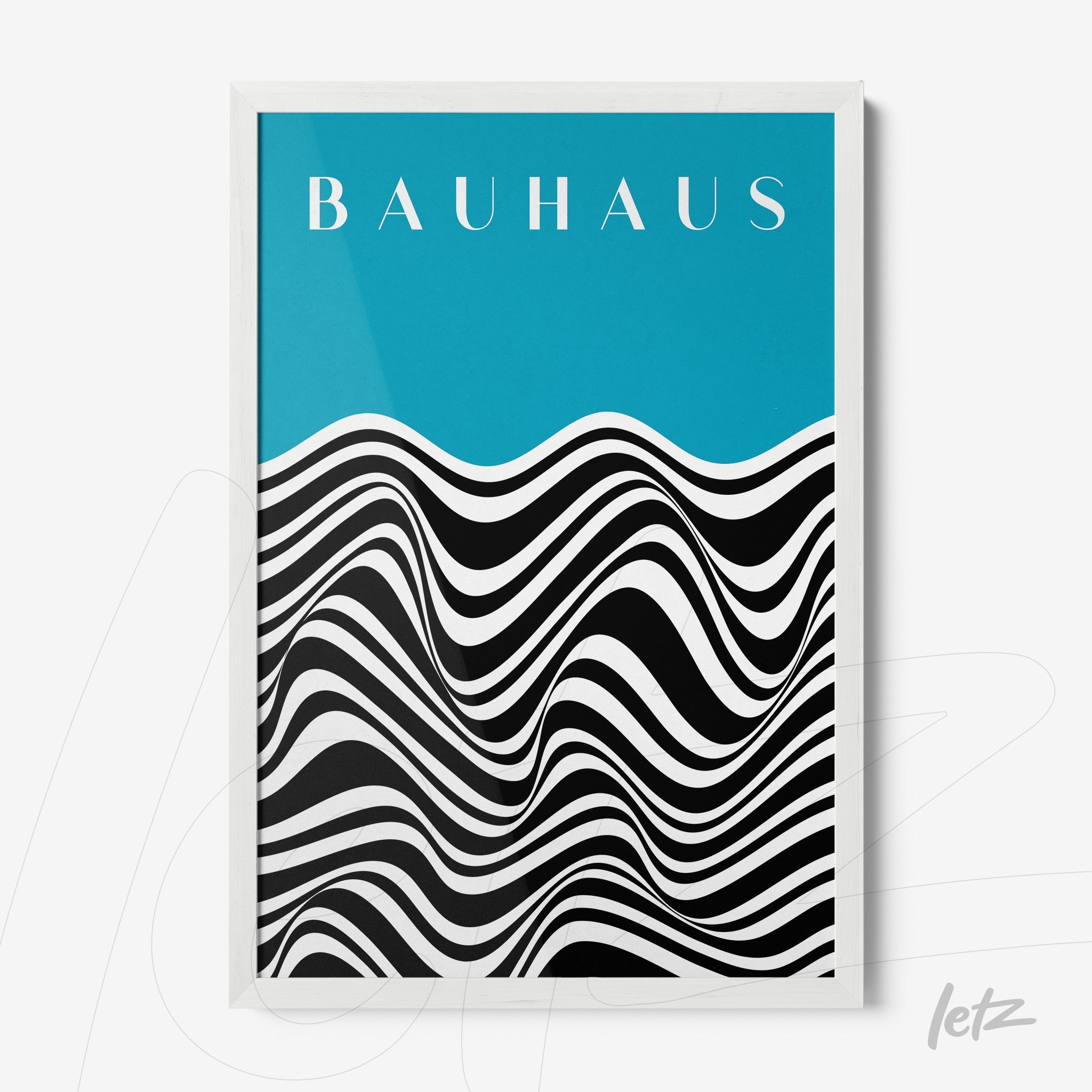 pôster impresso com design geométrico em preto e branco na parte inferior e fundo azul com texto 'Bauhaus' em letras brancas
