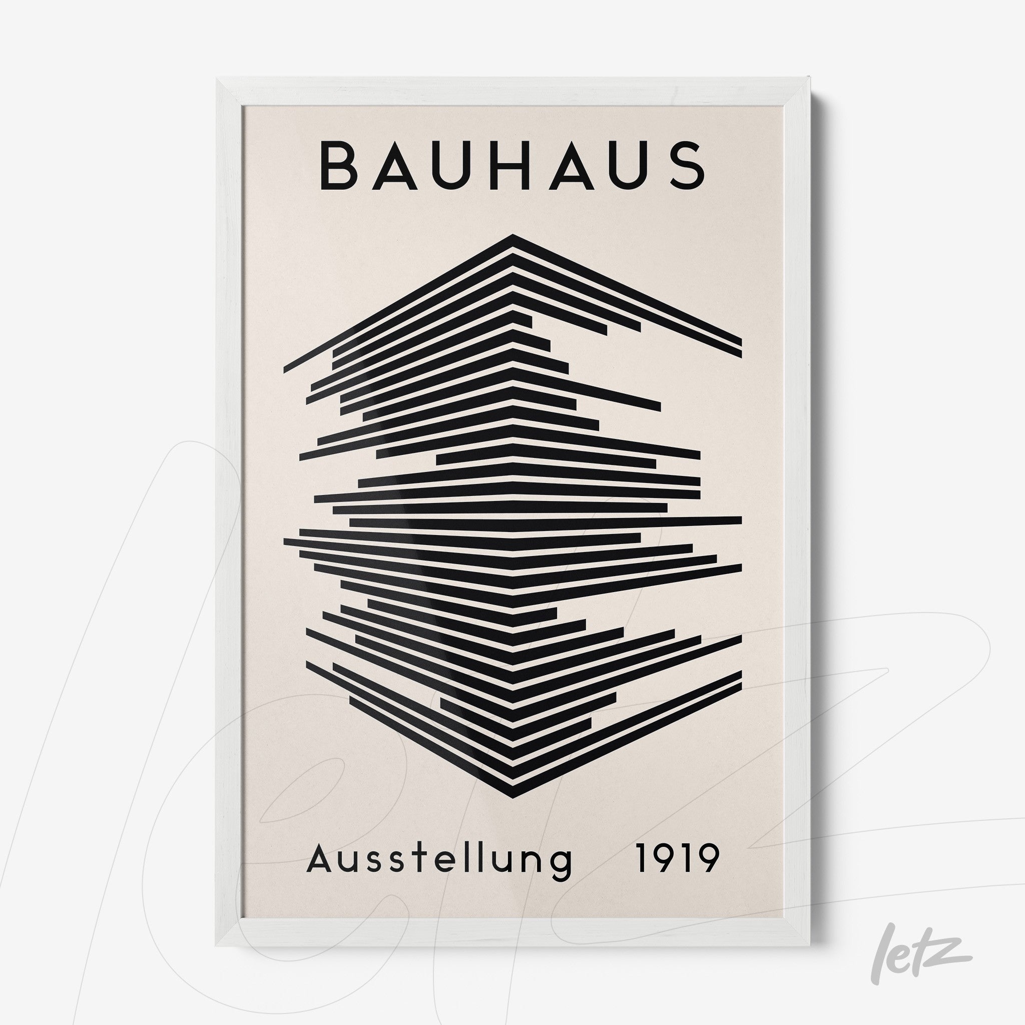 pôster com ilustração geométrica em preto e branco estilo bauhaus emoldurado em branco