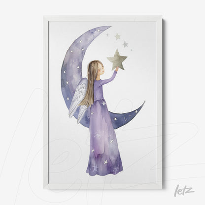quadro emoldurado com ilustração de menina com asas, vestindo vestido roxo e segurando estrela sob a lua crescente