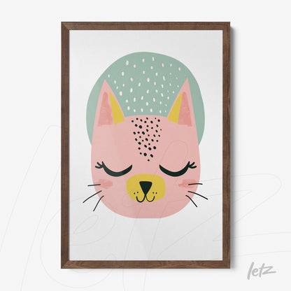 quadro com ilustração divertida de um gato rosa em moldura de madeira escura