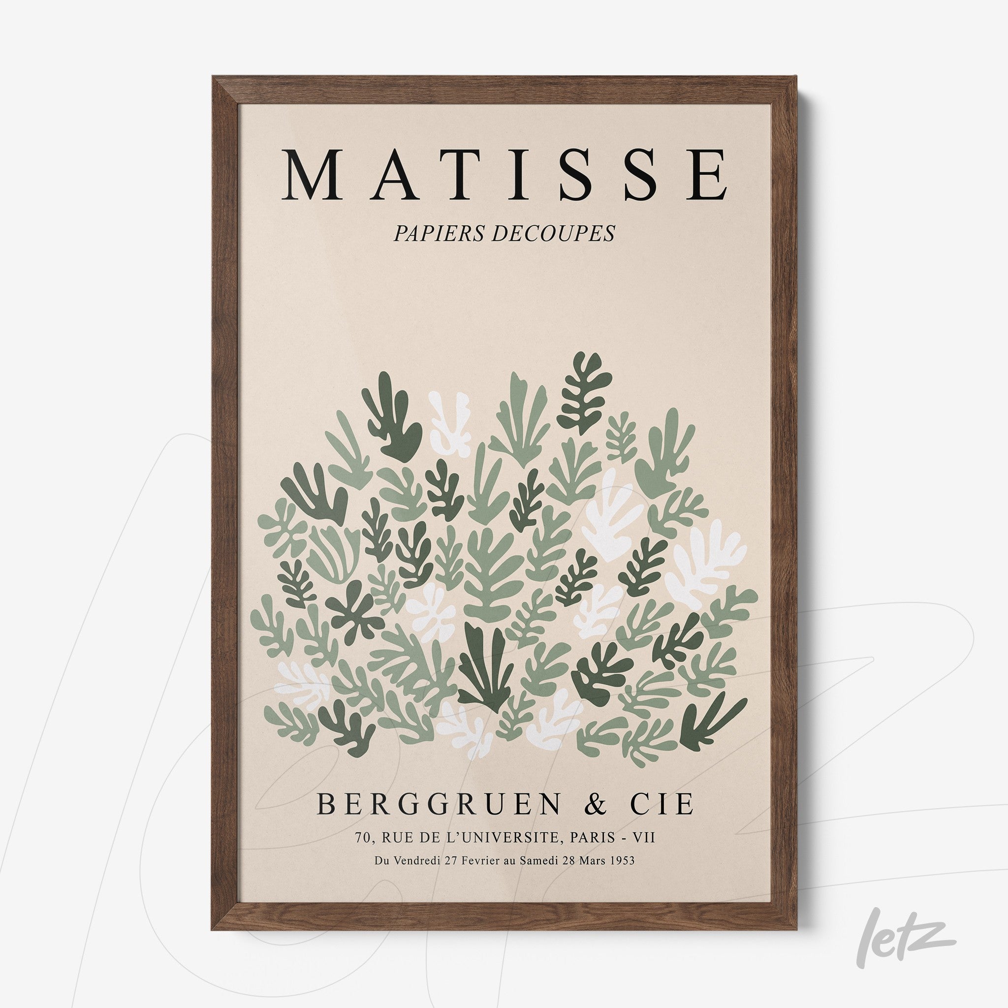 quadro com arte de folhas em tons de verde e branco, com moldura de madeira escura inspirado em Matisse