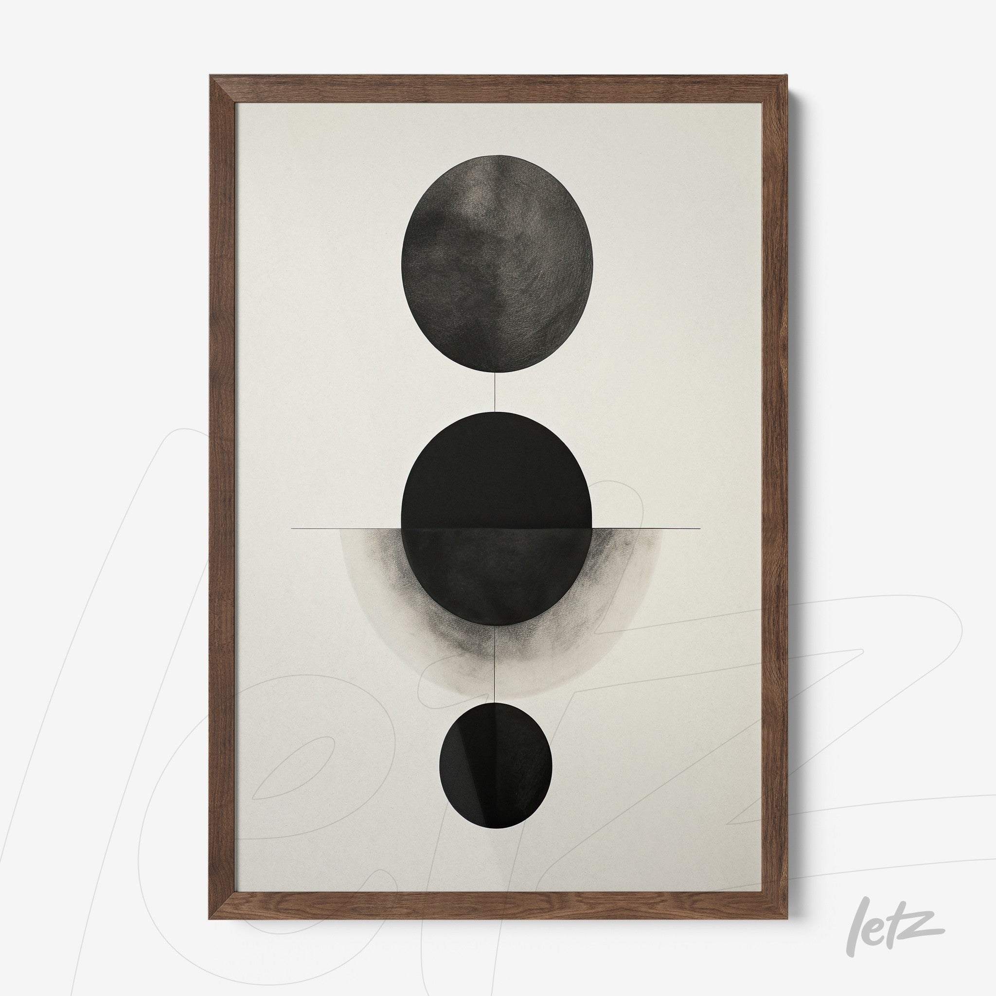 quadro com arte abstrata em preto e branco com formas circulares em destaque, moldura de madeira escura
