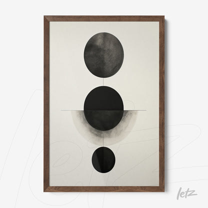 quadro com arte abstrata em preto e branco com formas circulares em destaque, moldura de madeira escura