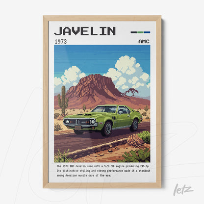 quadro emoldurado com arte digital de um carro Javelin 1973 em estilo pixelado, exibido sobre fundo de deserto e montanhas vermelhas