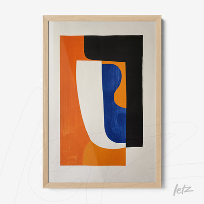 quadro com arte abstrata em cores vibrantes, incluindo azul, laranja e preto em uma moldura de madeira clara