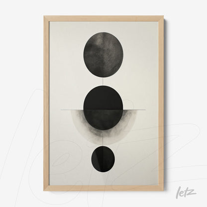 quadro com arte abstrata em preto e branco, apresentando formas circulares sobre fundo claro em moldura de madeira clara