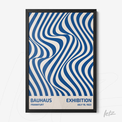 pôster com arte gráfica azul e branca em estilo Bauhaus com moldura preta