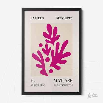 quadro com arte moderna em moldura preta contendo formas abstratas em rosa sobre fundo claro com tipografia