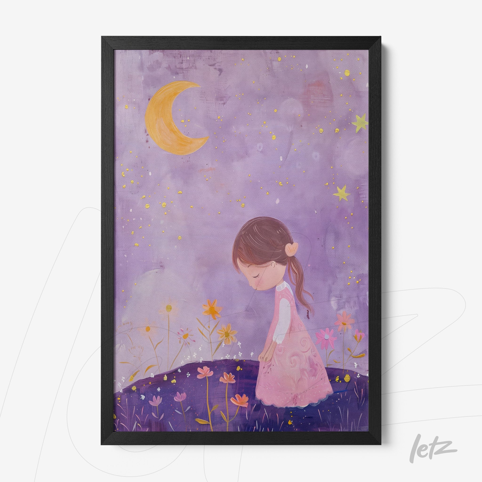 quadro com ilustração de menina em vestido rosa sobre fundo roxo com lua crescente e estrelas