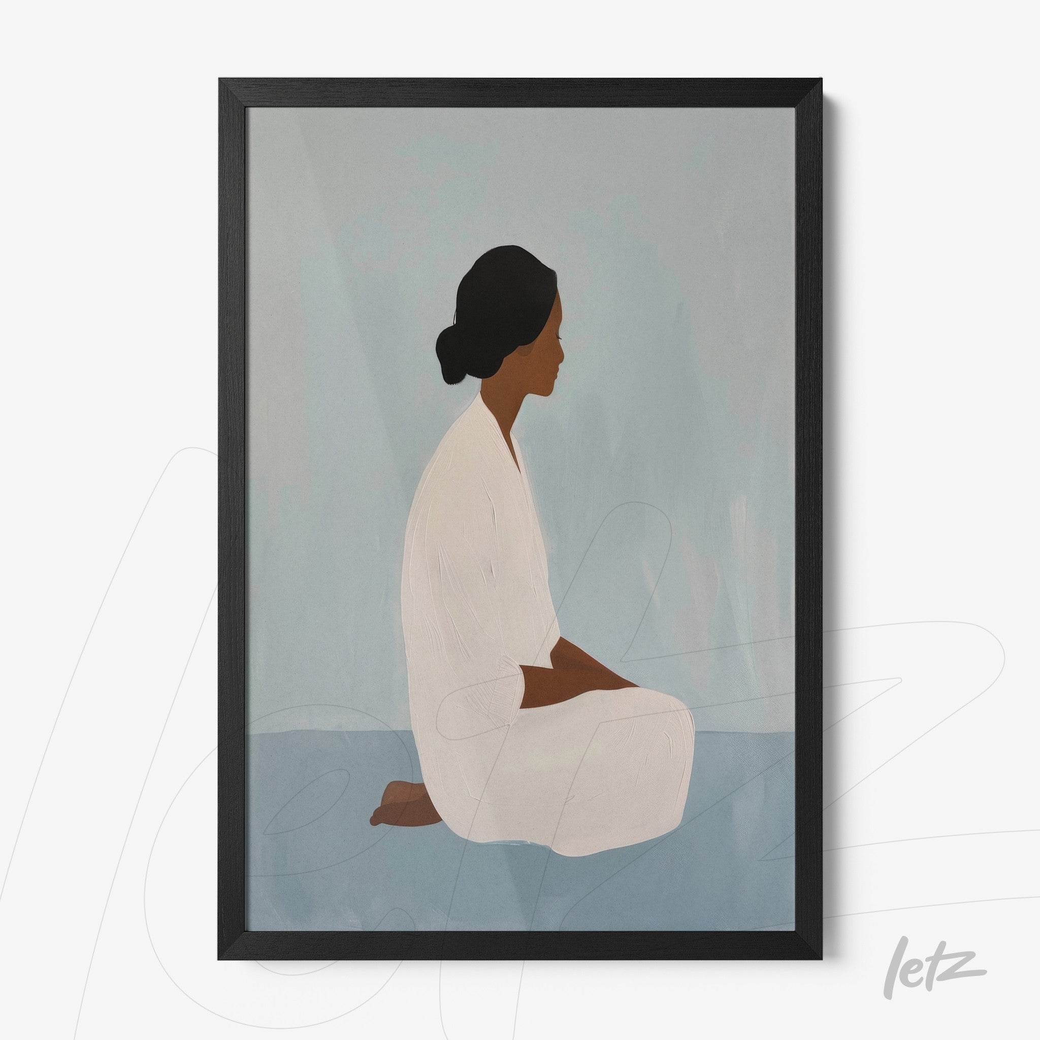 quadro com arte minimalista de mulher sentada em fundo azul suave, moldura preta