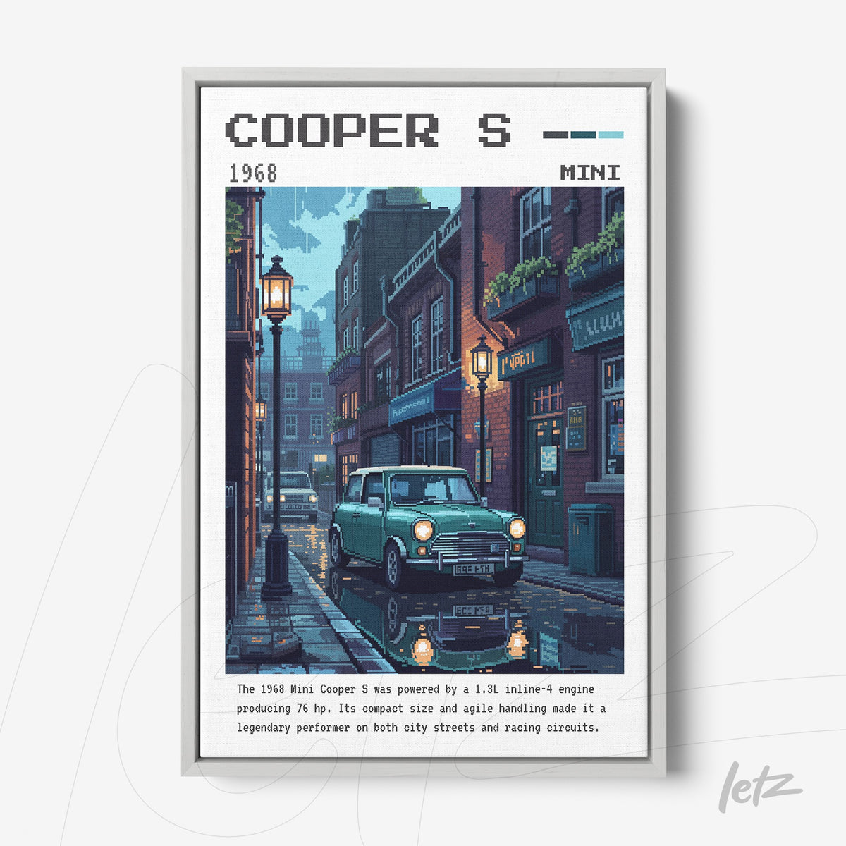 quadro com arte retro de um carro Mini Cooper S em uma rua urbana iluminada, com fundo de edifícios clássicos e reflexos na água da calçada