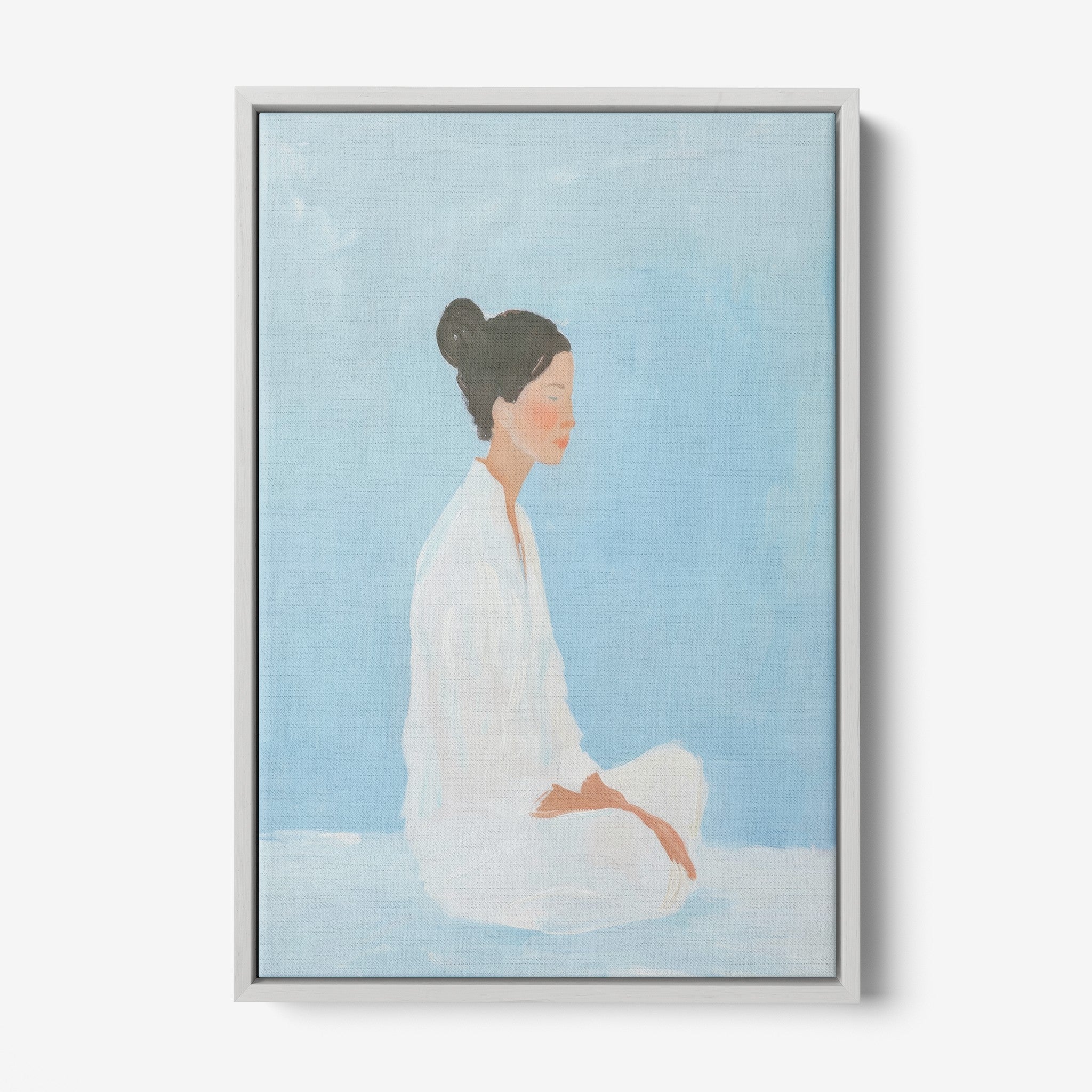 quadro em tela com retrato de mulher meditativa em fundo azul claro e moldura cinza