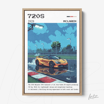 quadro com arte digital de carro esportivo McLaren 720S em ambiente de pista à noite, moldura de madeira clara