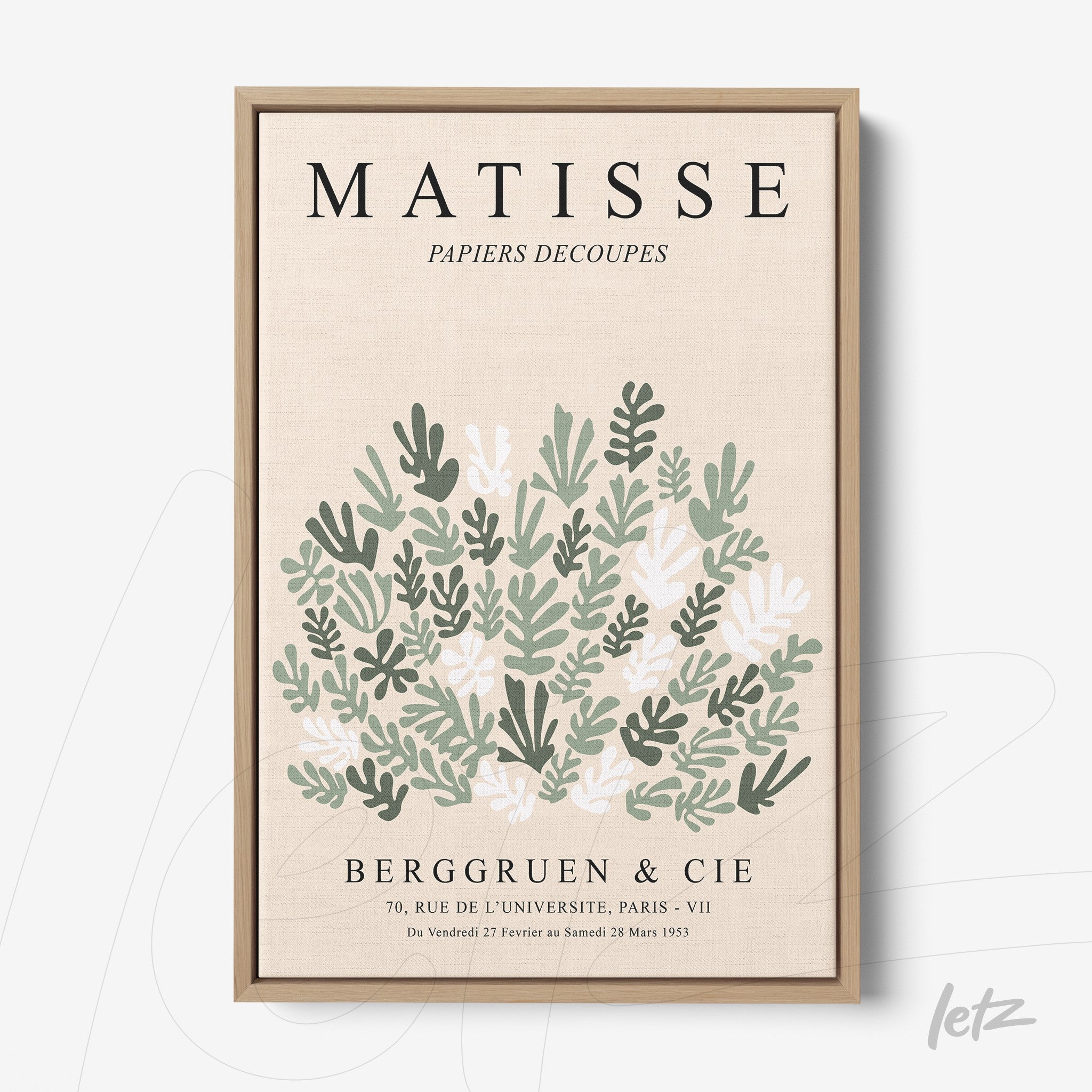 quadro com arte de plantas estilizadas em tons de verde e branco, moldura de madeira clara