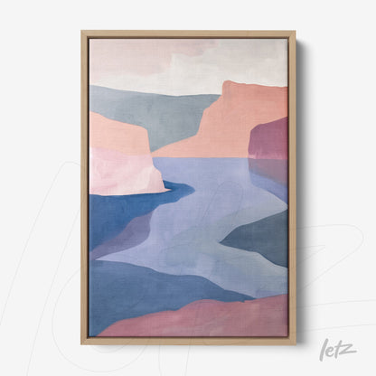 quadro em moldura de madeira clara com arte abstrata de paisagem com cores suaves em tons de rosa e azul