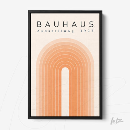 pôster com design geométrico de arco em tons laranja com texto arte bauhaus ausstellung 1923 moldura preta