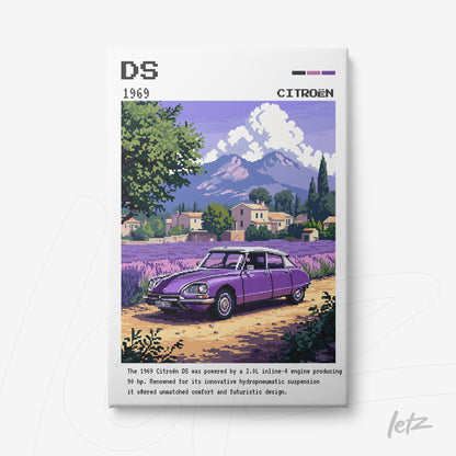 quadro com arte digital de um Citroën DS 1969 em um cenário campestre, destacando montanhas ao fundo e um campo de lavanda