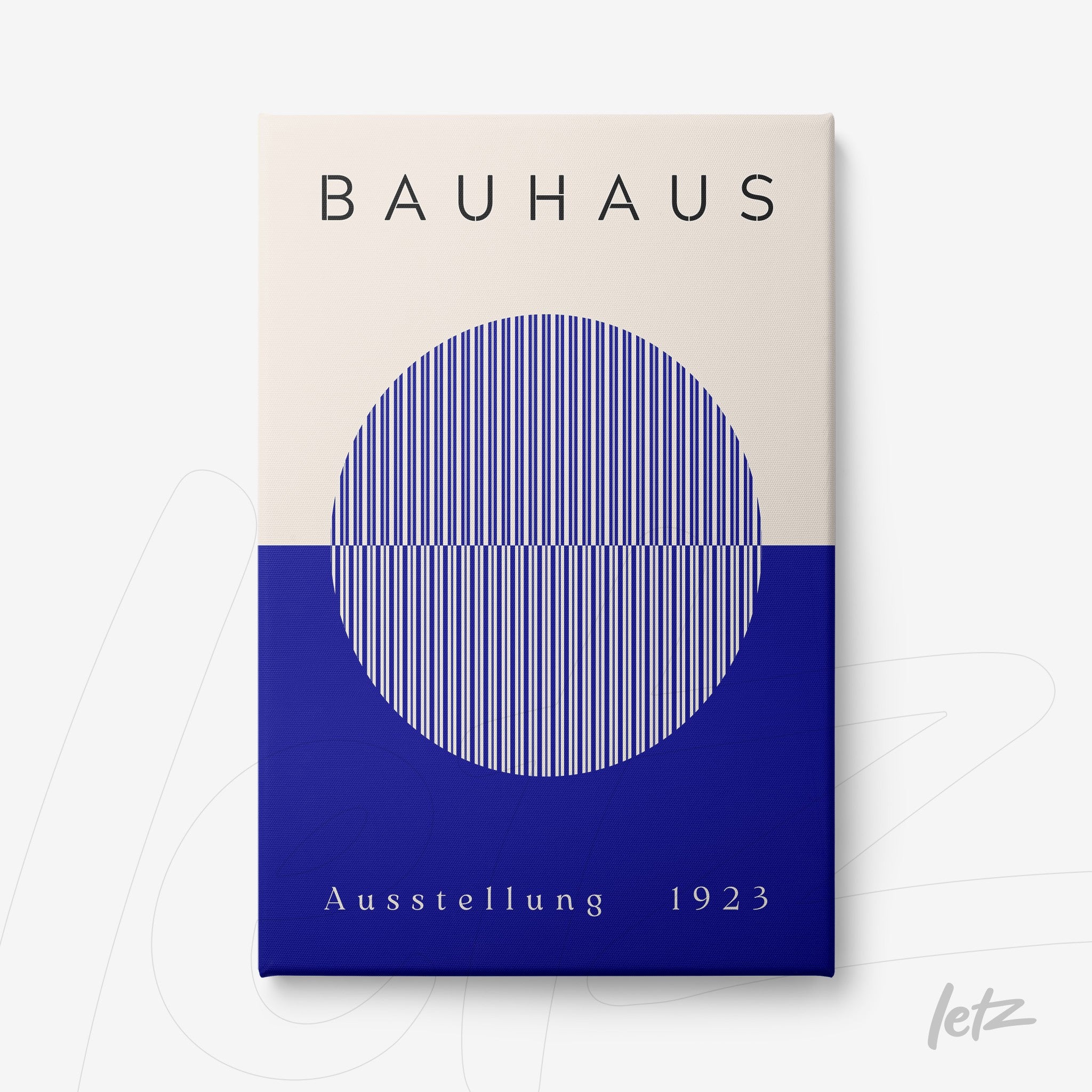 pôster em estilo Bauhaus com círculo de linhas verticais em azul e bege