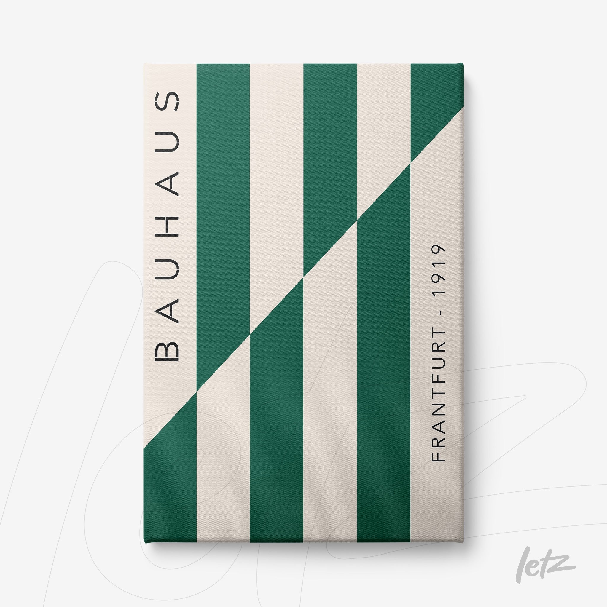 tela em canvas com arte geométrica estilo Bauhaus em verde e branco com texto vertical