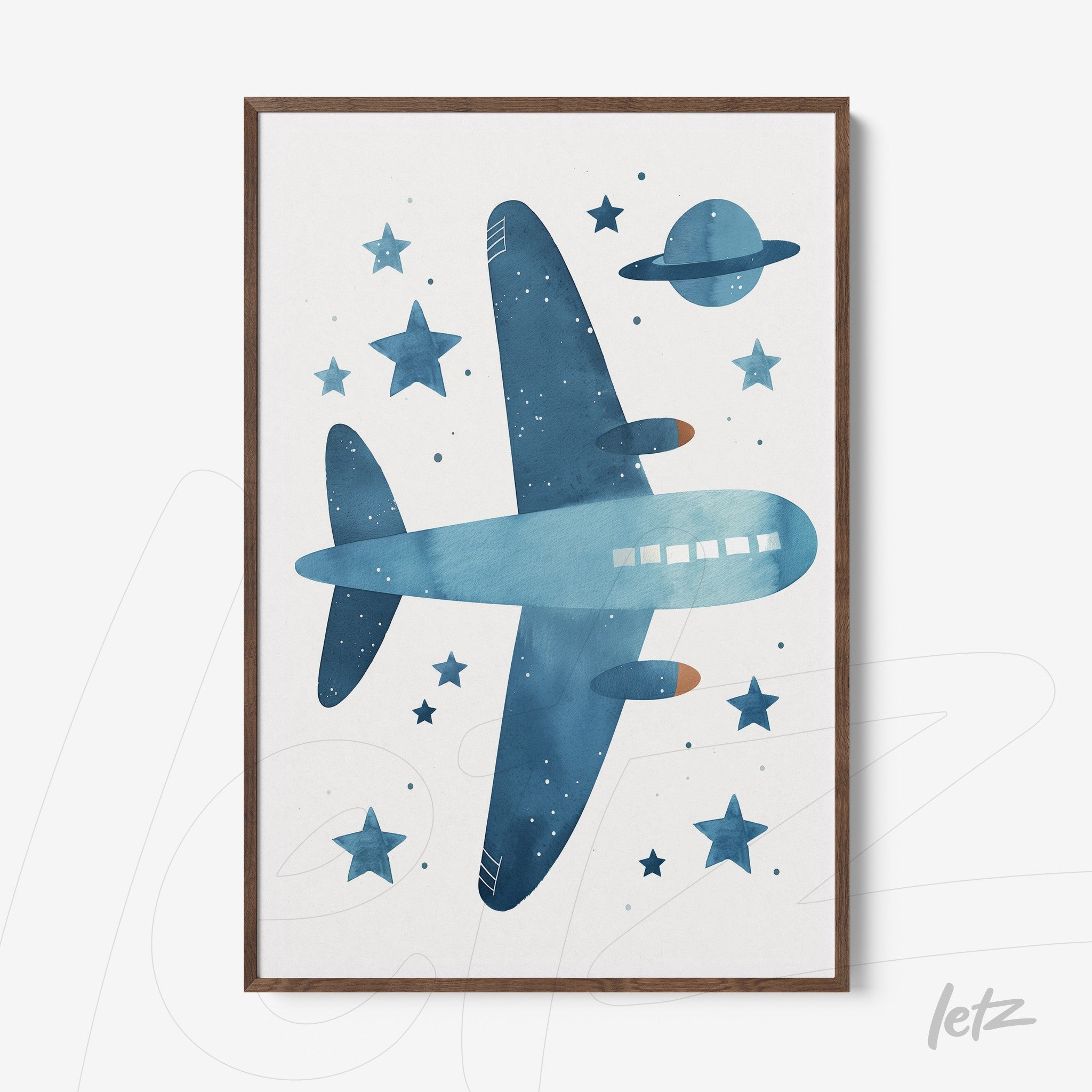 quadro decorativo com ilustração de avião azul sobre fundo claro com estrelas e planeta