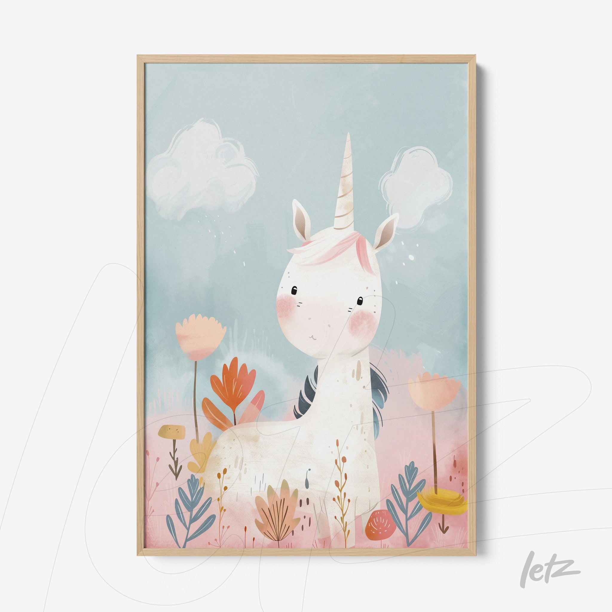 quadro com ilustração de unicórnio em fundo azul claro, cercado por flores e nuvens em estilo infantil, com moldura de madeira clara