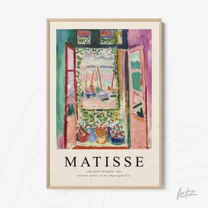 quadro decorativo com arte de Henri Matisse, 'The Open Window', com moldura clara em madeira e fundo colorido de flores