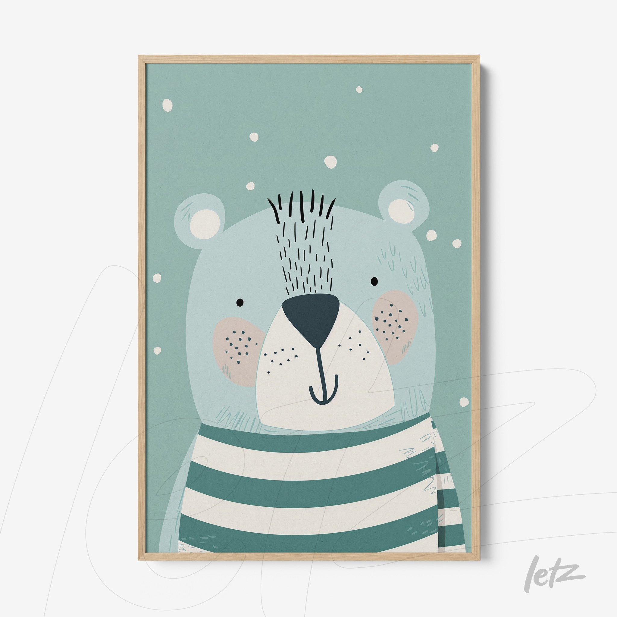 quadro com ilustração de urso simpático usando camiseta listrada em moldura de madeira natural
