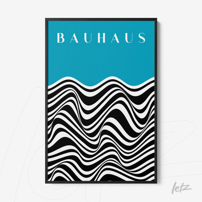 pôster com estilo Bauhaus em fundo azul com ondas pretas e brancas em moldura preta