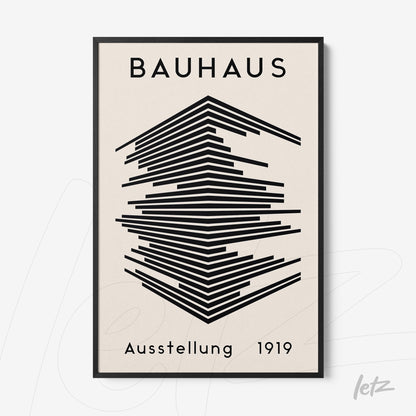 poster impresso exibe linhas geométricas pretas em estilo Bauhaus com moldura preta fina