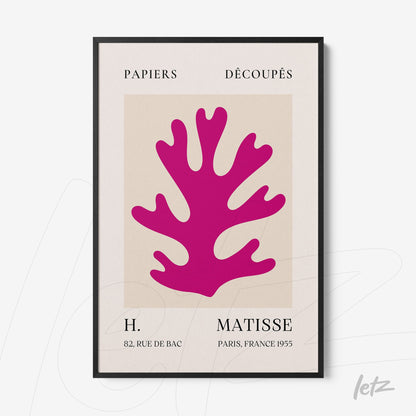 quadro com arte moderna apresentando um desenho abstrato de um coral em tom rosa vibrante, moldura preta fina e fundo neutro