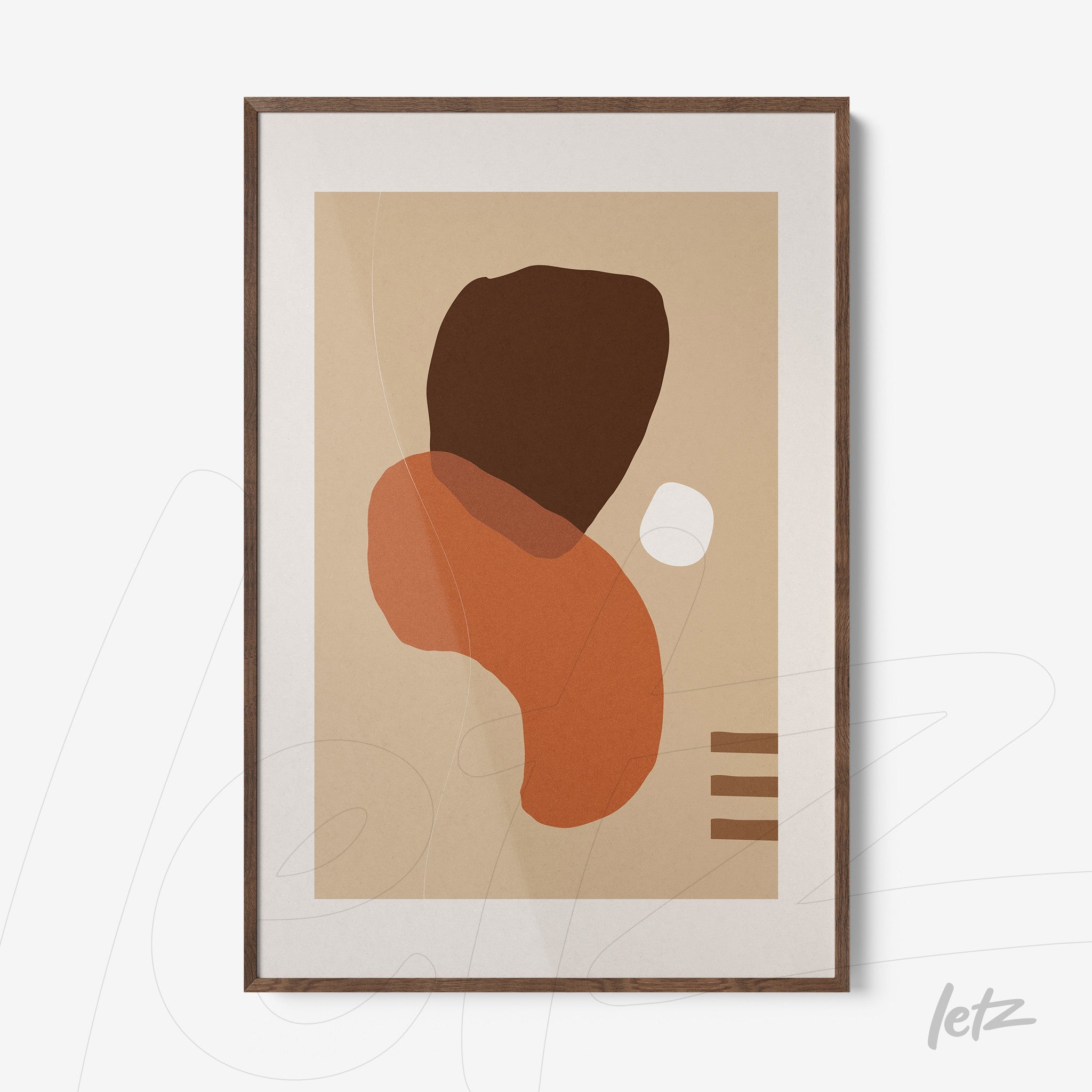 quadro em tela canvas com arte abstrata de formas orgânicas em marrom e laranja sobre fundo bege, em moldura de madeira escura