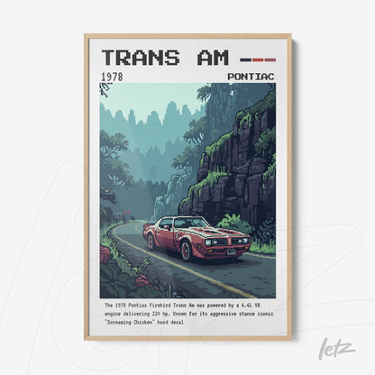 quadro com arte digital de carro esportivo Trans Am estilizado, em moldura de madeira clara, com paisagem montanhosa ao fundo