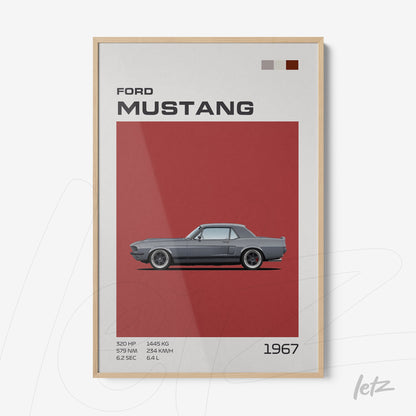 quadro com arte retro do carro Ford Mustang 1967, destacando especificações em estilo gráfico, moldura de madeira clara e fundo vermelho