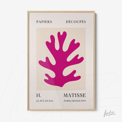 quadro com arte moderna em tons de rosa representando uma forma de coral, moldura de madeira clara