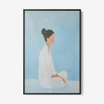 quadro com arte minimalista de mulher meditando em fundo azul suave, moldura preta