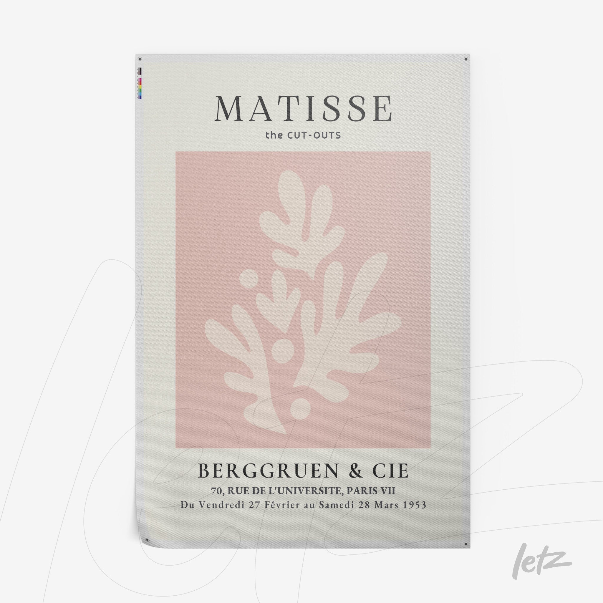 quadro decorativo com arte de Matisse em fundo rosa suave, apresentando formas orgânicas em destaque com texturas sutis e tipografia clássica