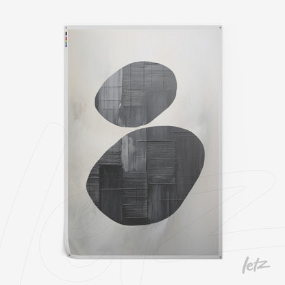 quadro com formas geométricas em tons de preto sobre fundo claro