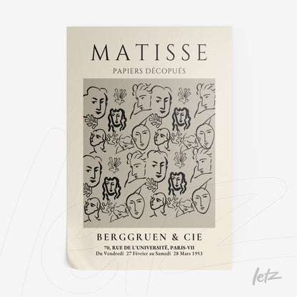 quadro com arte em estilo minimalista de rostos abstratos em preto e branco, com fundo em tonalidade bege claro